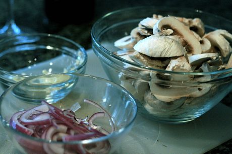 mushrooms-onions-garlic