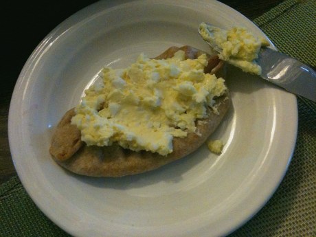 finnish-piirakkaa-recipe-egg-butter.jpg