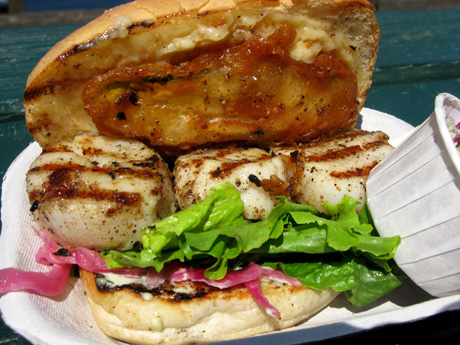 scallop-sandwich-at-stage