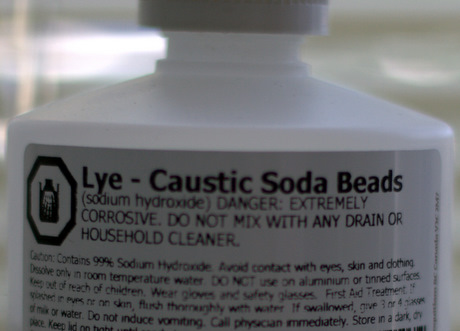 food grade sodium hydroxide lye beads - for soap making for Sale